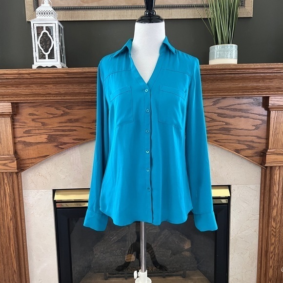 Express‎ Button Up Blouse NWOT Sz. XS - Picture 2 of 13
